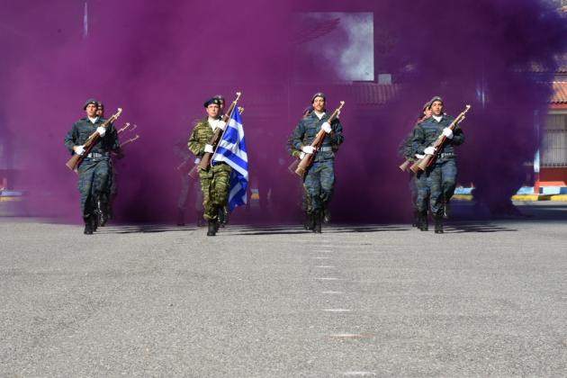 Εντυπωσίασε η ορκωμοσία των νεοσύλλεκτων της Αεροπορίας στην Τρίπολη! (εικόνες)